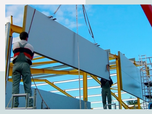 Монтаж сэндвич-панелей в Артеме от 622 руб.